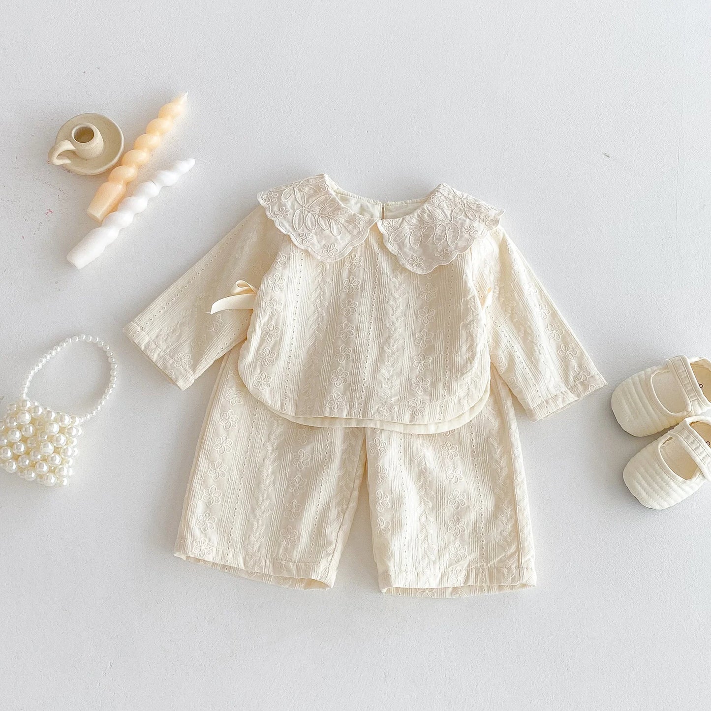 Ensemble fille col dentelle et pantalon ample